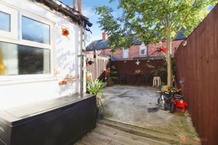 3 bedroom Terraced House for sale in Clifford Street, Leicester, LE3