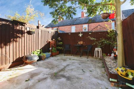 3 bedroom Terraced House for sale in Clifford Street, Leicester, LE3