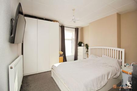 3 bedroom Terraced House for sale in Clifford Street, Leicester, LE3