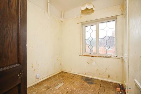 3 bedroom Semi-detached house for sale in Valence Road, Leicester, LE3
