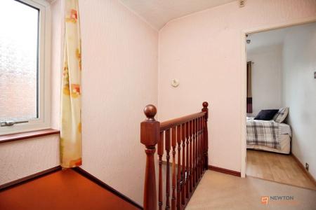 3 bedroom Semi-detached house for sale in Stonehurst Road, Leicester, LE3