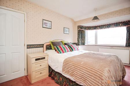 3 bedroom Semi-detached house for sale in Stonehurst Road, Leicester, LE3