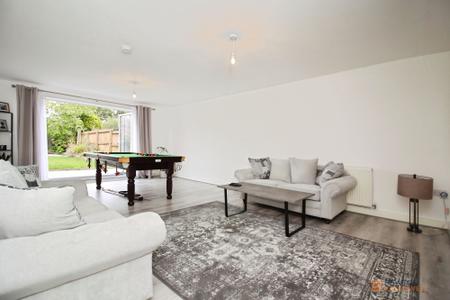 4 bedroom Detached bungalow for sale in Queens Drive, Leicester Forest East, LE3
