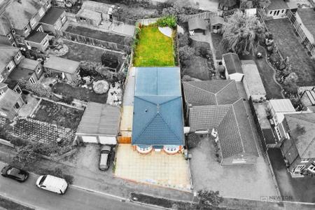 4 bedroom Detached bungalow for sale in Queens Drive, Leicester Forest East, LE3