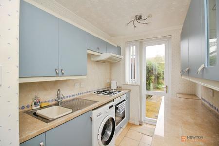 3 bedroom Semi-detached house for sale in Wardens Walk, Leicester Forest East, LE3