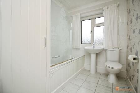 3 bedroom Semi-detached house for sale in Wardens Walk, Leicester Forest East, LE3