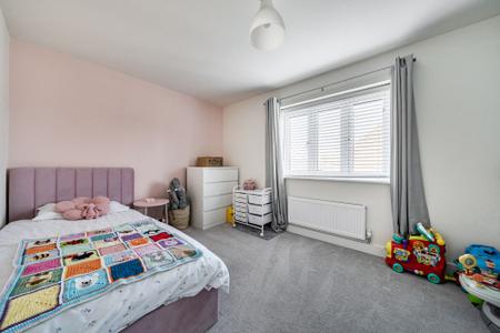 2 bedroom Semi-detached house for sale in Inver Road, Lubbesthorpe, LE19