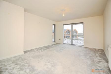 3 bedroom Flat for sale in Tay Road, Lubbesthorpe, LE19