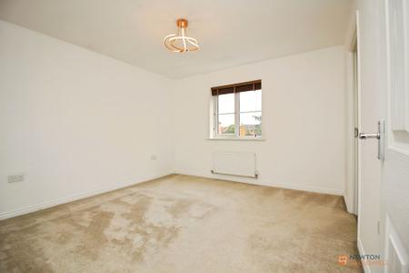 4 bedroom Detached house for sale in Willow Road, Leicester Forest East, LE3