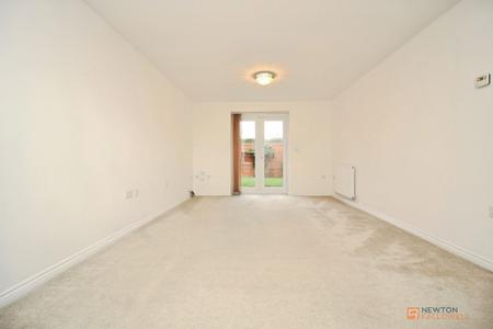 4 bedroom Detached house for sale in Willow Road, Leicester Forest East, LE3