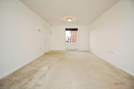 4 bedroom Detached house for sale in Willow Road, Leicester Forest East, LE3