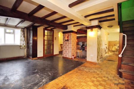 4 bedroom Cottage for sale in Main Street, Newbold Verdon, LE9