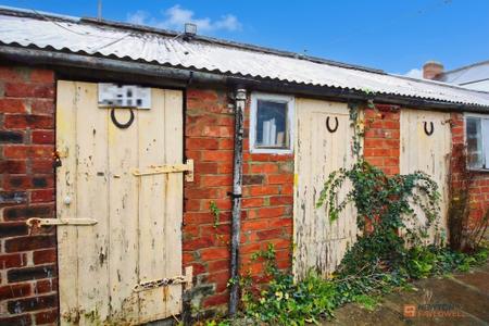 4 bedroom Cottage for sale in Main Street, Newbold Verdon, LE9