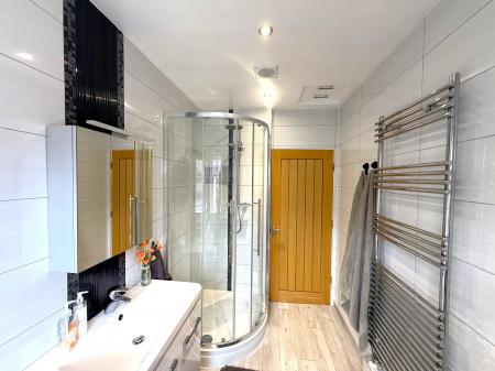 3 bedroom Detached bungalow for sale in Ashtree Avenue, Nettleham, LN2