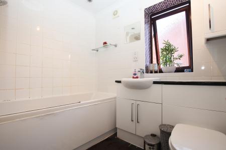 3 bedroom Semi-detached house for sale in Barley Close, Metheringham, LN4