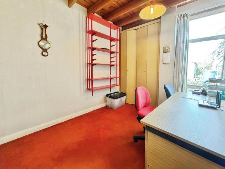 4 bedroom Detached bungalow for sale in Barlings Lane, Langworth, LN3