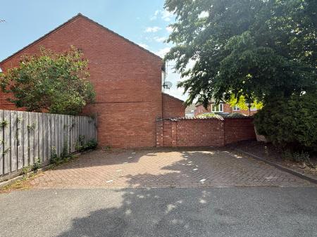 2 bedroom Terraced House for sale in Blenheim Road, Lincoln, LN1