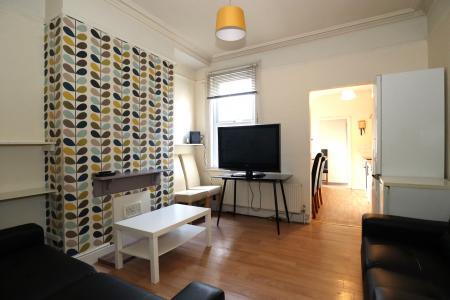 5 bedroom Terraced House for sale in Boultham Avenue, Lincoln, LN5