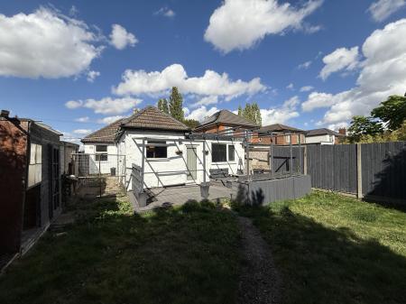 4 bedroom Detached bungalow for sale in Bunkers Hill, Lincoln, LN2