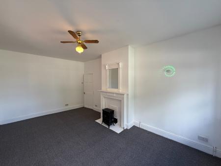 4 bedroom Detached bungalow for sale in Bunkers Hill, Lincoln, LN2