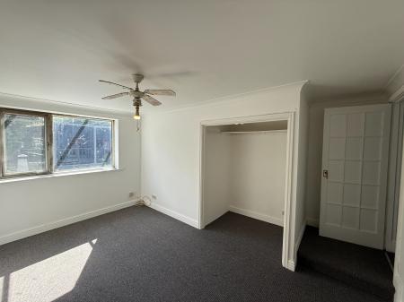 4 bedroom Detached bungalow for sale in Bunkers Hill, Lincoln, LN2