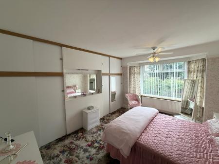 3 bedroom Semi-detached house for sale in Bunkers Hill, Lincoln, LN2