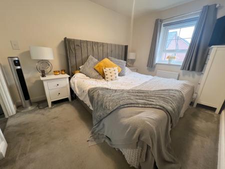 4 bedroom Detached house for sale in Caesar Road, North Hykeham, LN6