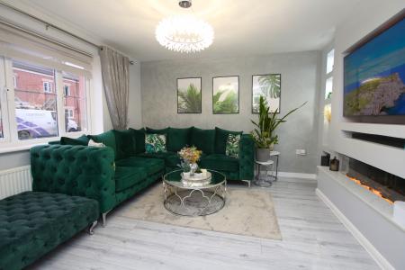 3 bedroom Detached house for sale in Charlock Close, Witham St Hughs, LN6