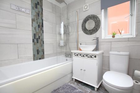 3 bedroom Detached house for sale in Charlock Close, Witham St Hughs, LN6