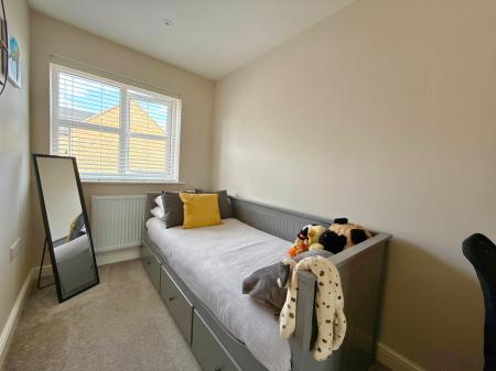 3 bedroom Semi-detached house for sale in Cleveland Avenue, North Hykeham, LN6