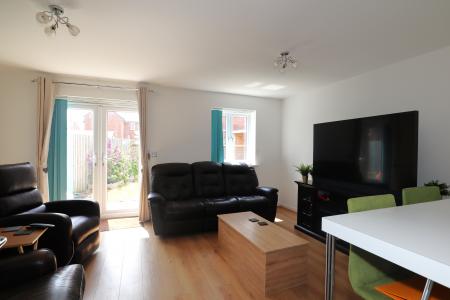 3 bedroom End of terrace house for sale in Craven Way, Navenby, LN5