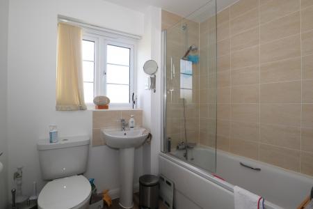 3 bedroom End of terrace house for sale in Craven Way, Navenby, LN5