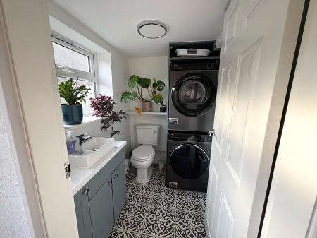 3 bedroom Terraced House for sale in Ellesmere Avenue, Lincoln, LN2