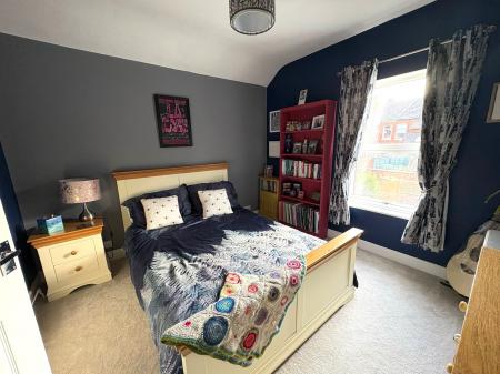 3 bedroom Terraced House for sale in Ellesmere Avenue, Lincoln, LN2