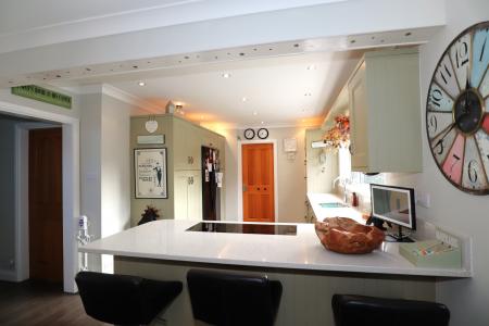 4 bedroom Detached house for sale in Fen Road, Washingborough, LN4