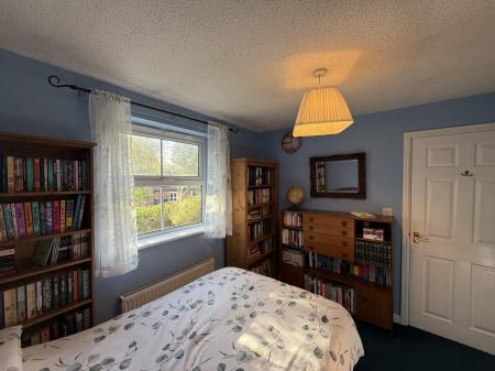 4 bedroom Detached house for sale in Fox Covert, South Hykeham, LN6