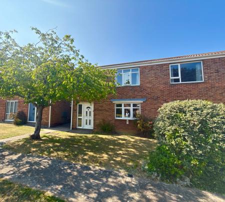 3 bedroom Semi-detached house for sale in Hawthorn Chase, Lincoln, LN2