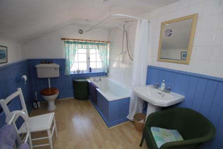 4 bedroom Detached house for sale in High Street, Reepham, LN3