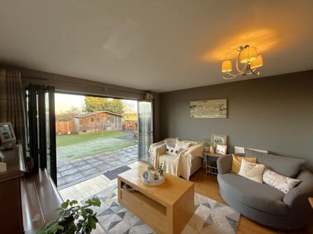 4 bedroom Detached house for sale in Holmes Lane, Dunholme, LN2