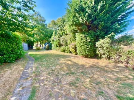 3 bedroom Detached house for sale in Landmere Grove, Lincoln, LN6