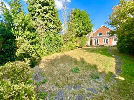 3 bedroom Detached house for sale in Landmere Grove, Lincoln, LN6