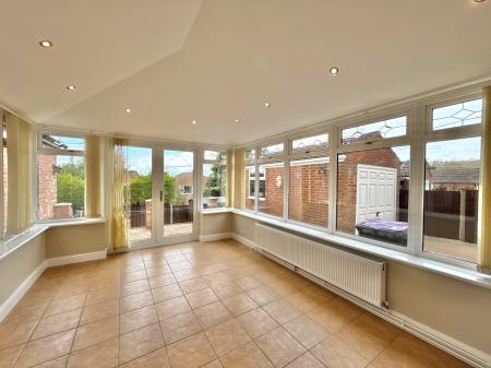 3 bedroom Detached house for sale in Lintin Close, Heighington, LN4