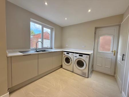 3 bedroom Detached house for sale in Lintin Close, Heighington, LN4