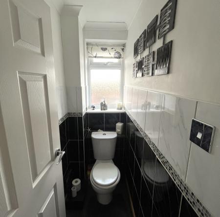 3 bedroom Detached house for sale in Lintin Close, Heighington, LN4