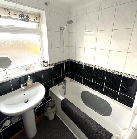 3 bedroom Detached house for sale in Lintin Close, Heighington, LN4