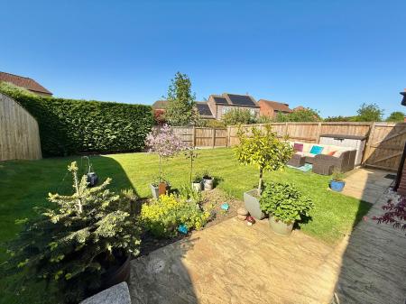 3 bedroom Detached bungalow for sale in Long Barrow Mews, Navenby, LN5