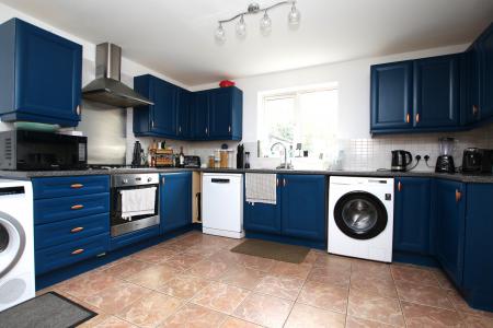 4 bedroom Detached house for sale in Long Leys Road, Lincoln, LN1