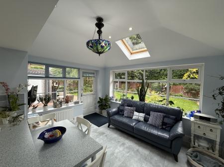 4 bedroom Detached house for sale in Maltkiln Road, Fenton, LN1