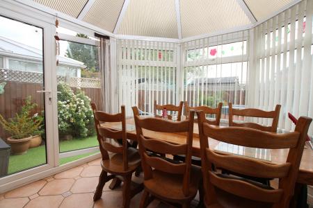 3 bedroom Terraced House for sale in Manor Court, Sudbrooke, LN2