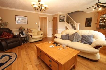 3 bedroom Terraced House for sale in Manor Court, Sudbrooke, LN2